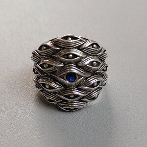 Second-hand women's classic statement rings